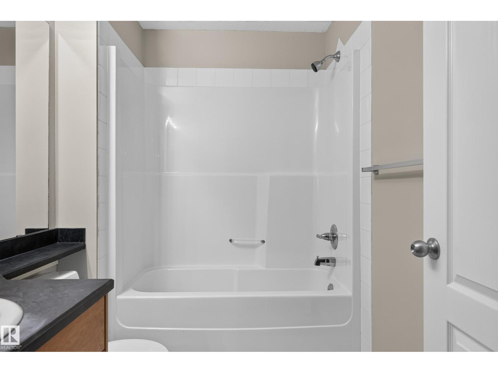 #1201 330 CLAREVIEW STATION DR NW
