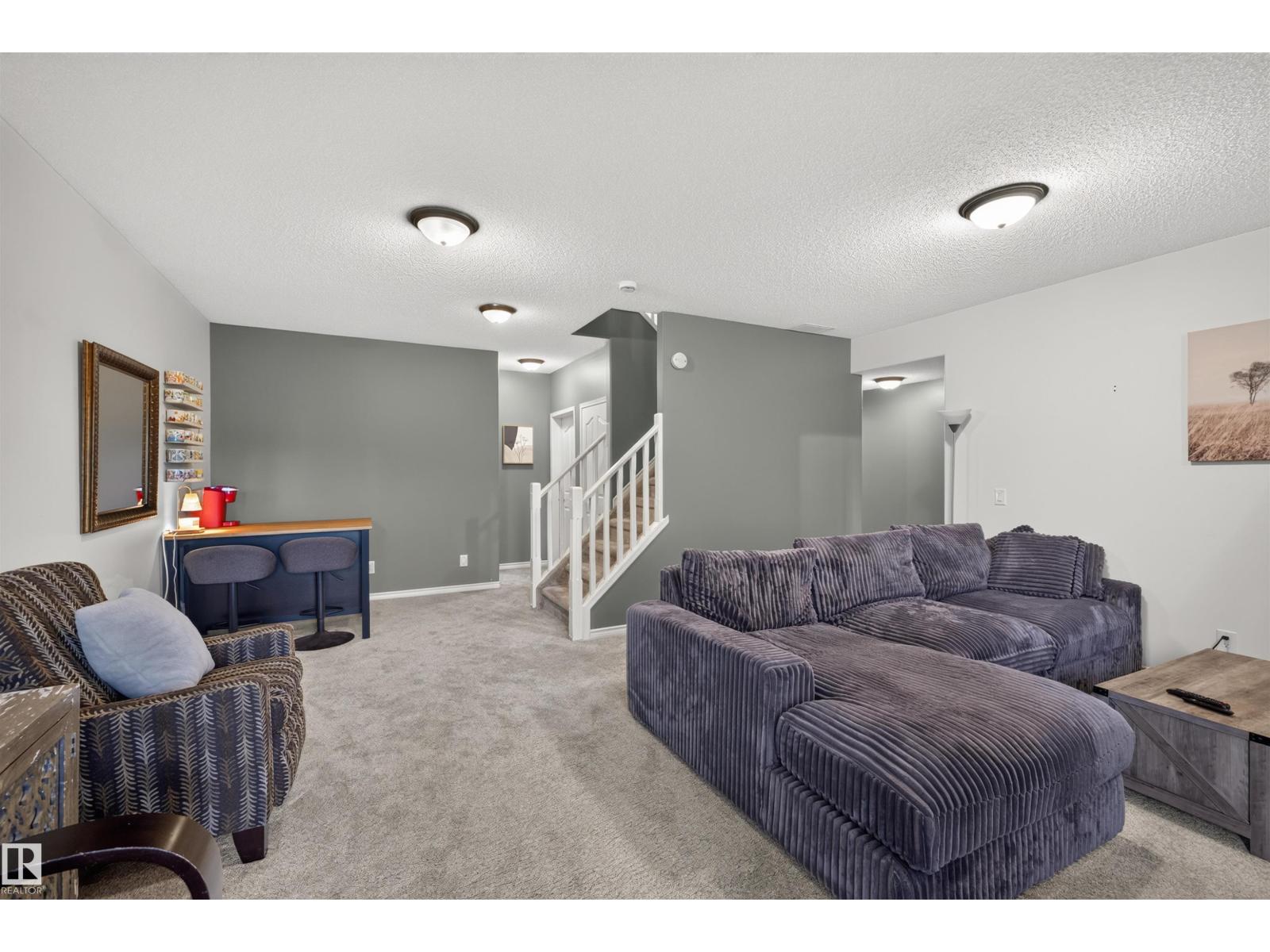 54 FOXHAVEN WY