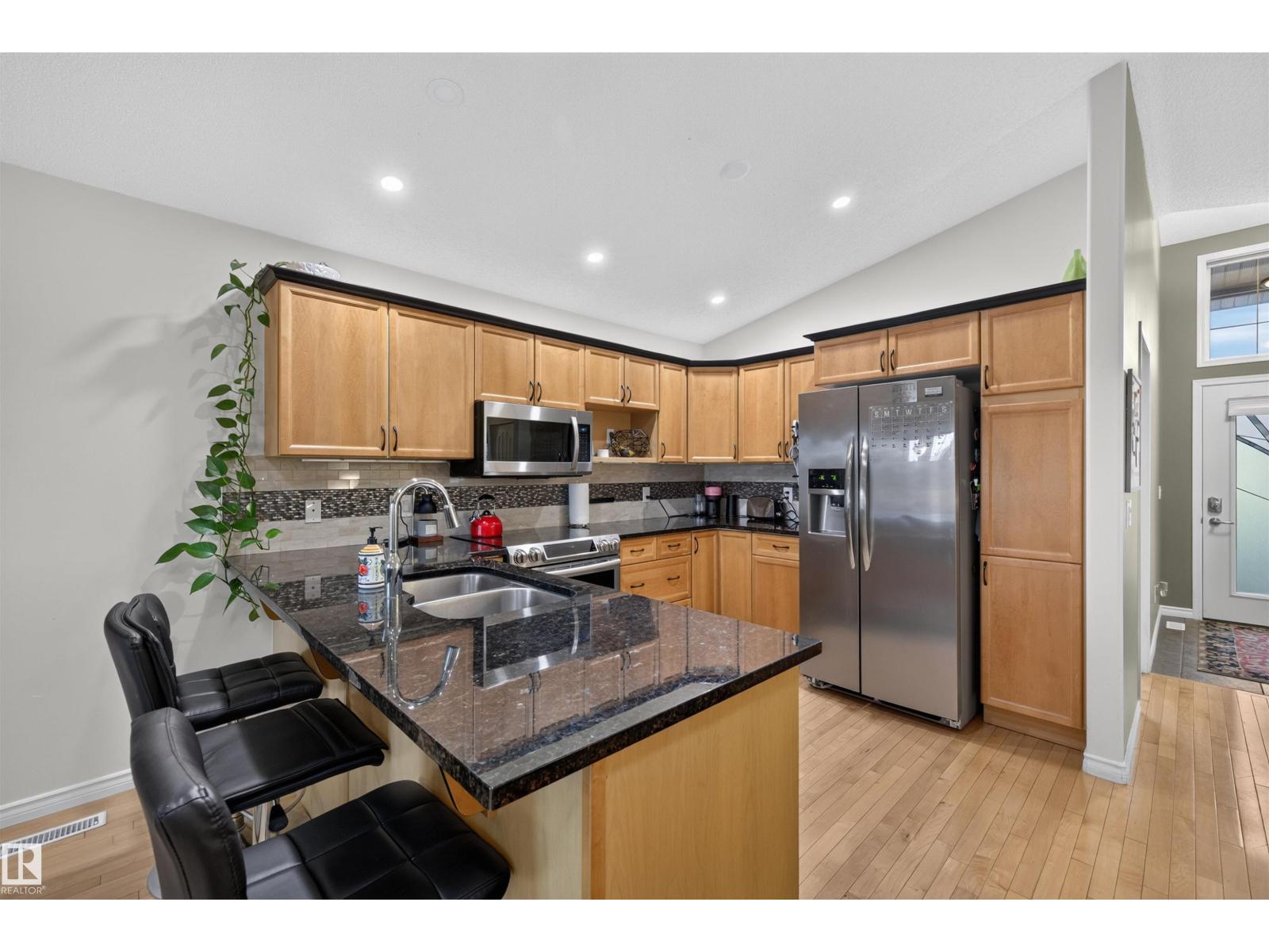 54 FOXHAVEN WY