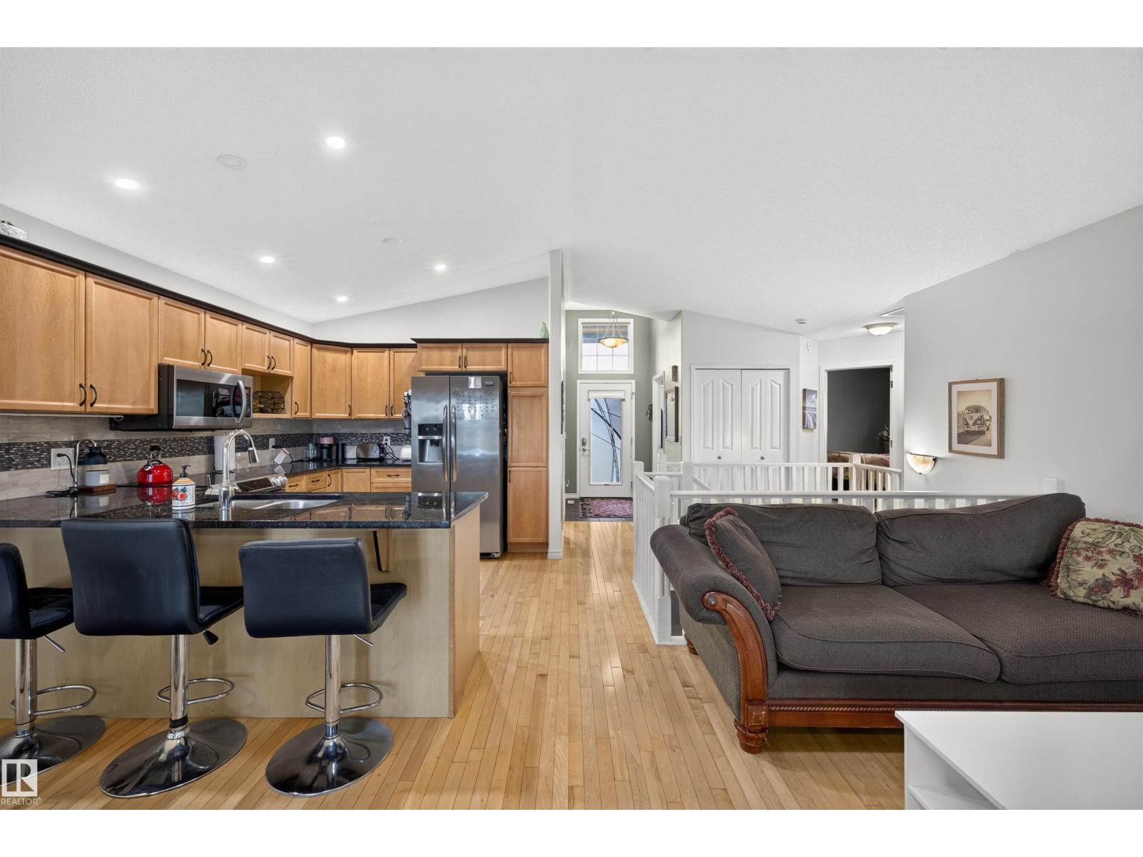 54 FOXHAVEN WY