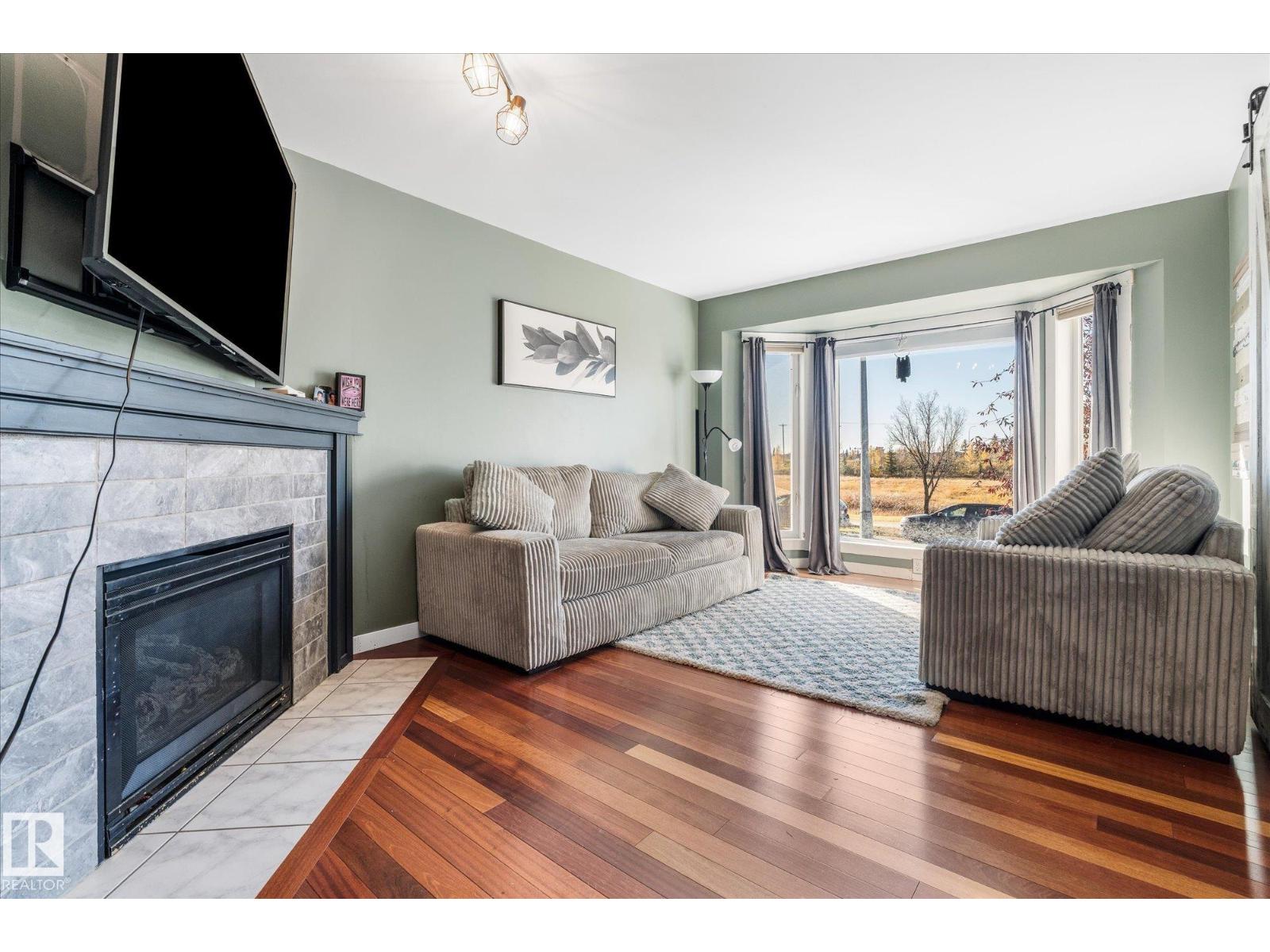 33 CAMPBELL RD