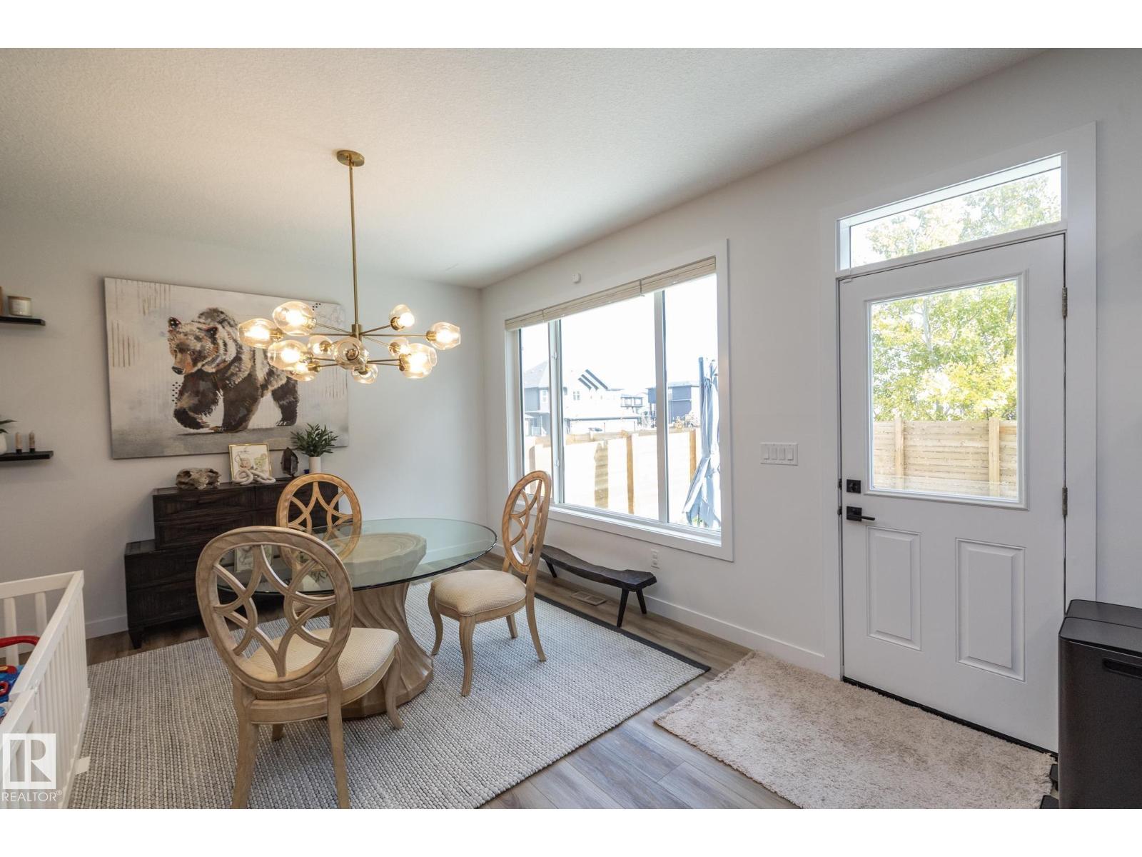 54 KINGSBURY CI
