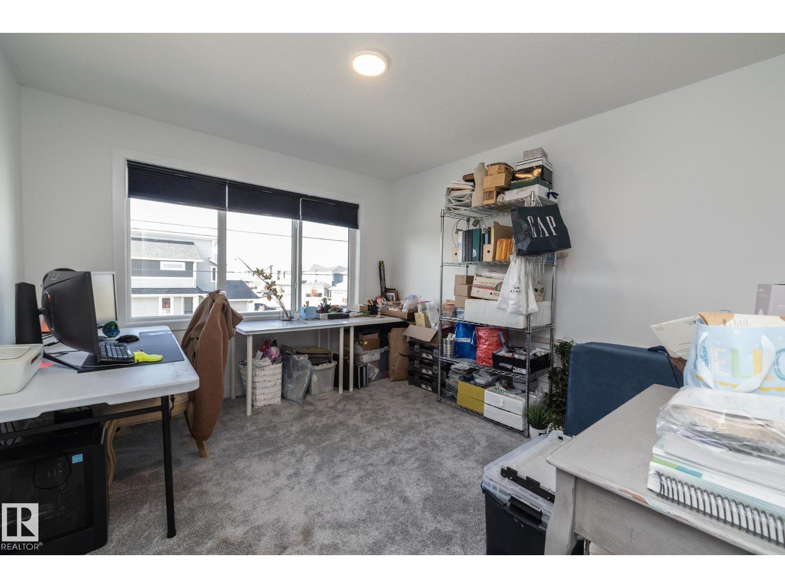 54 KINGSBURY CI