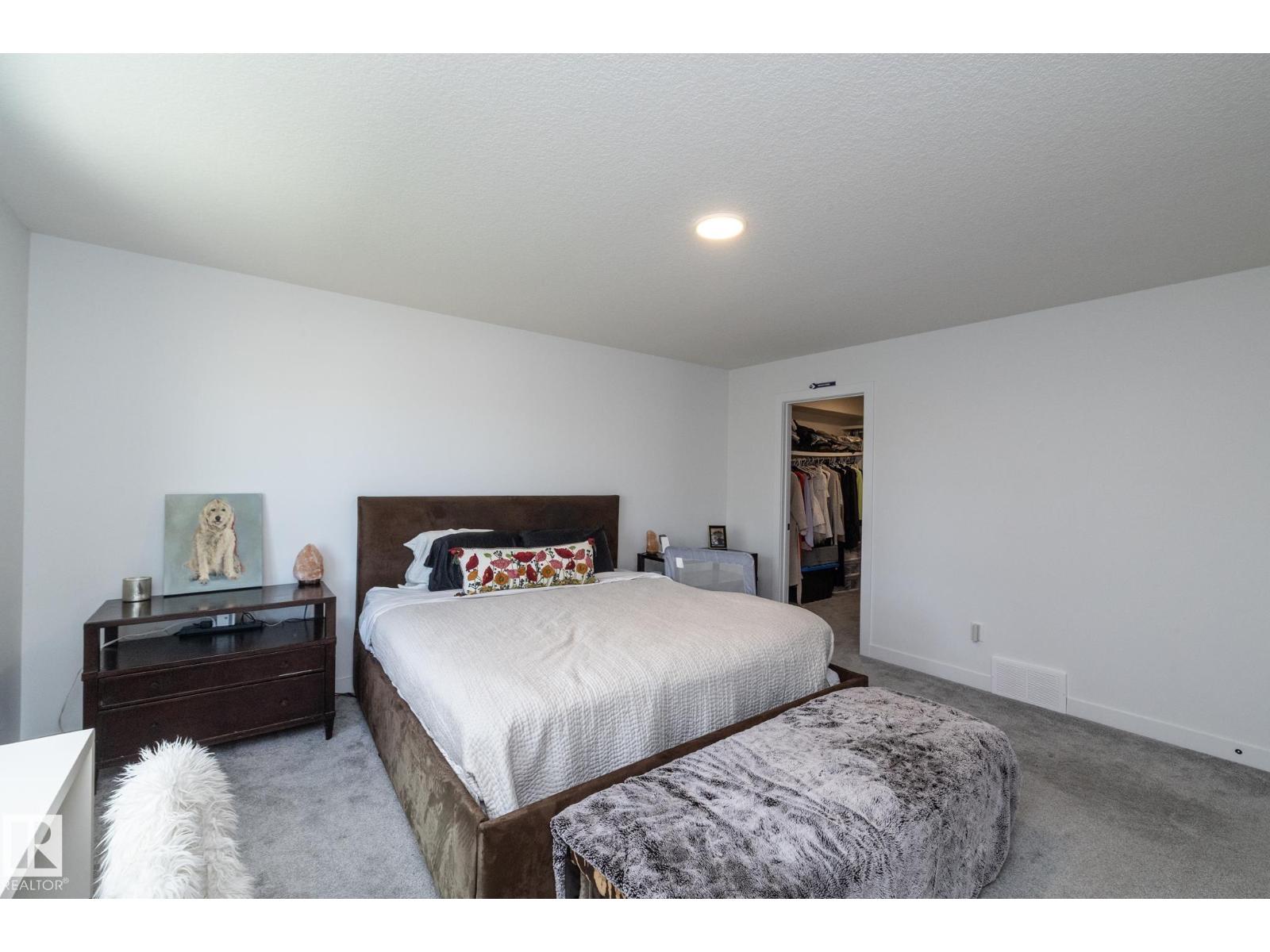 54 KINGSBURY CI
