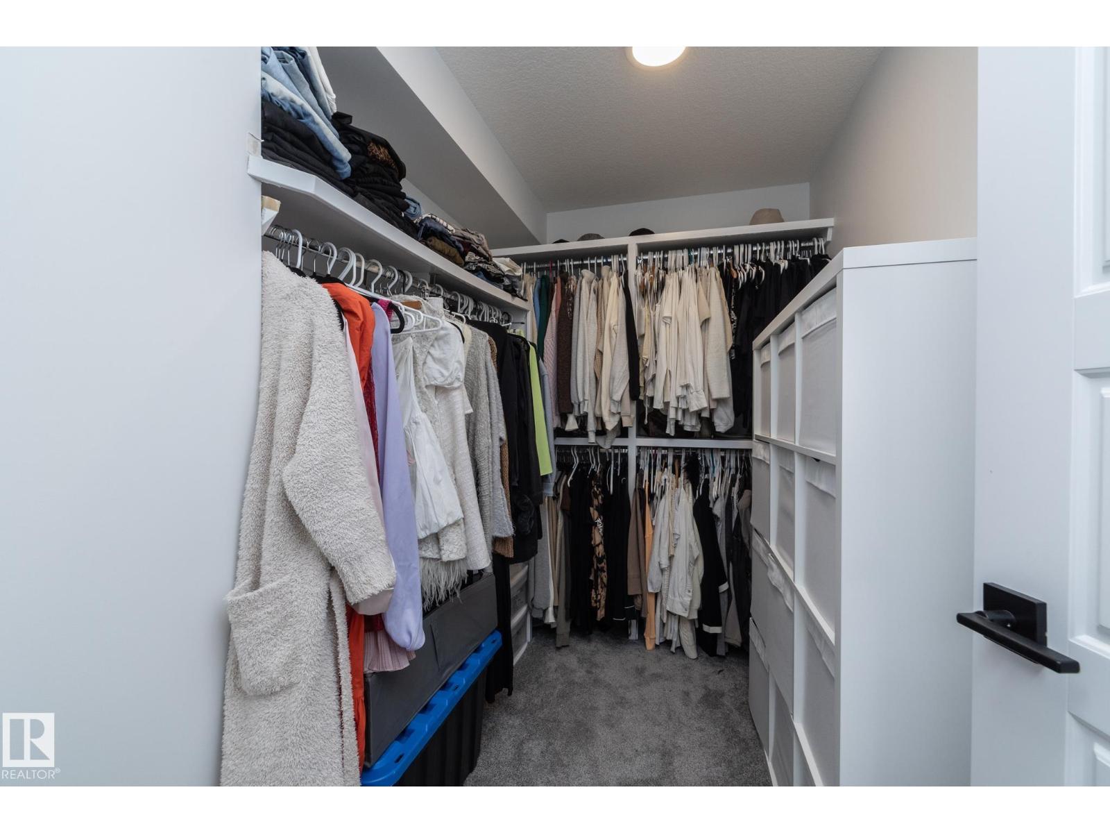 54 KINGSBURY CI