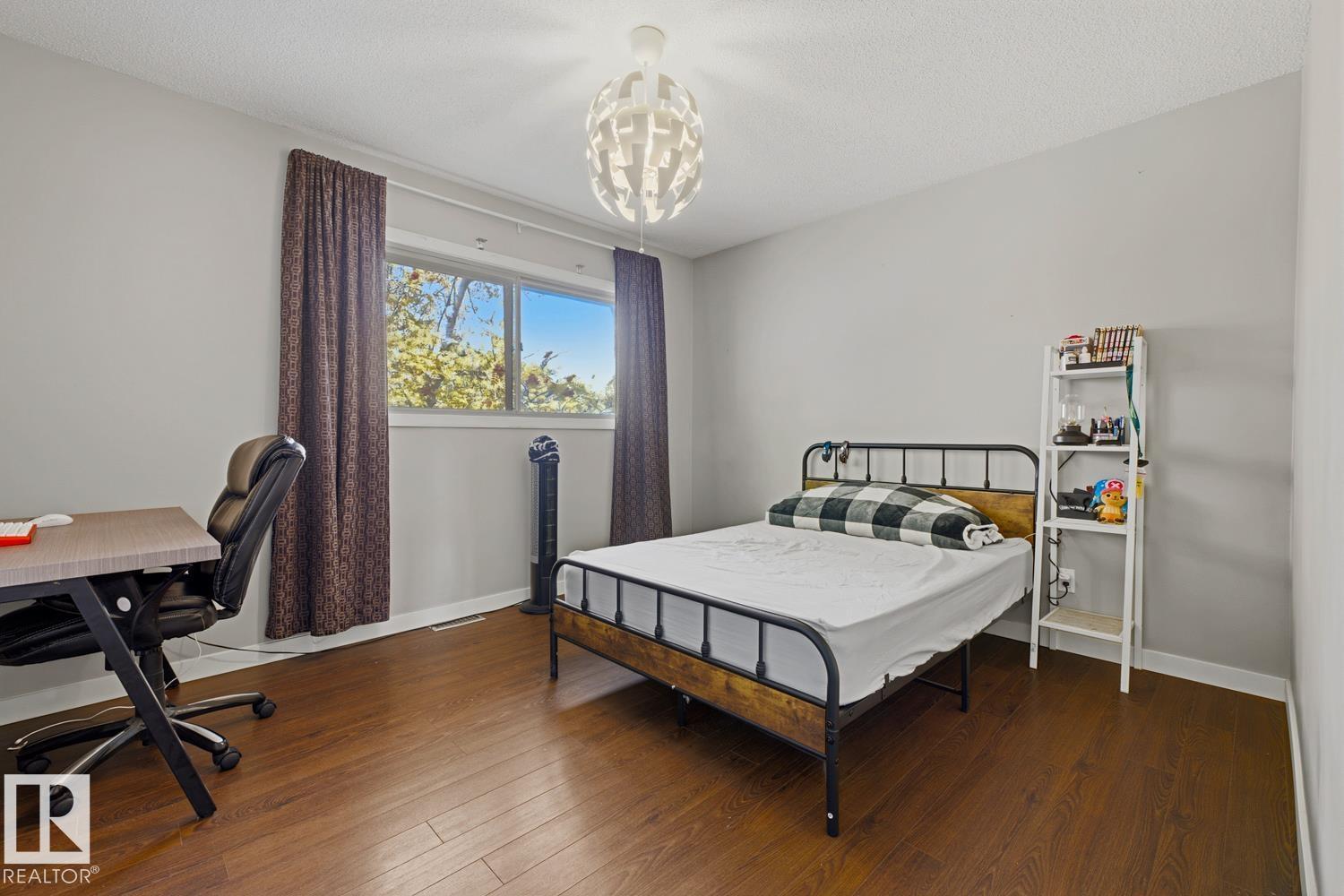 12235 51 ST NW