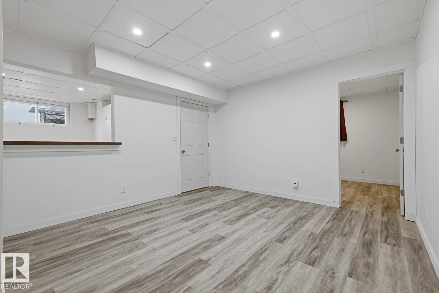 12235 51 ST NW