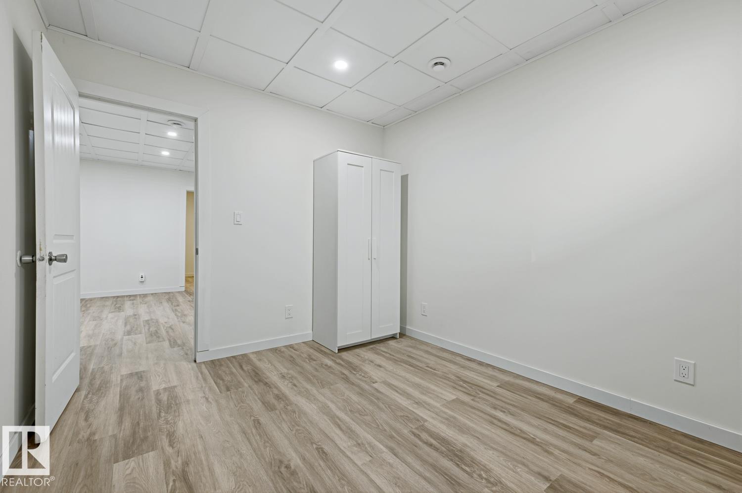 12235 51 ST NW