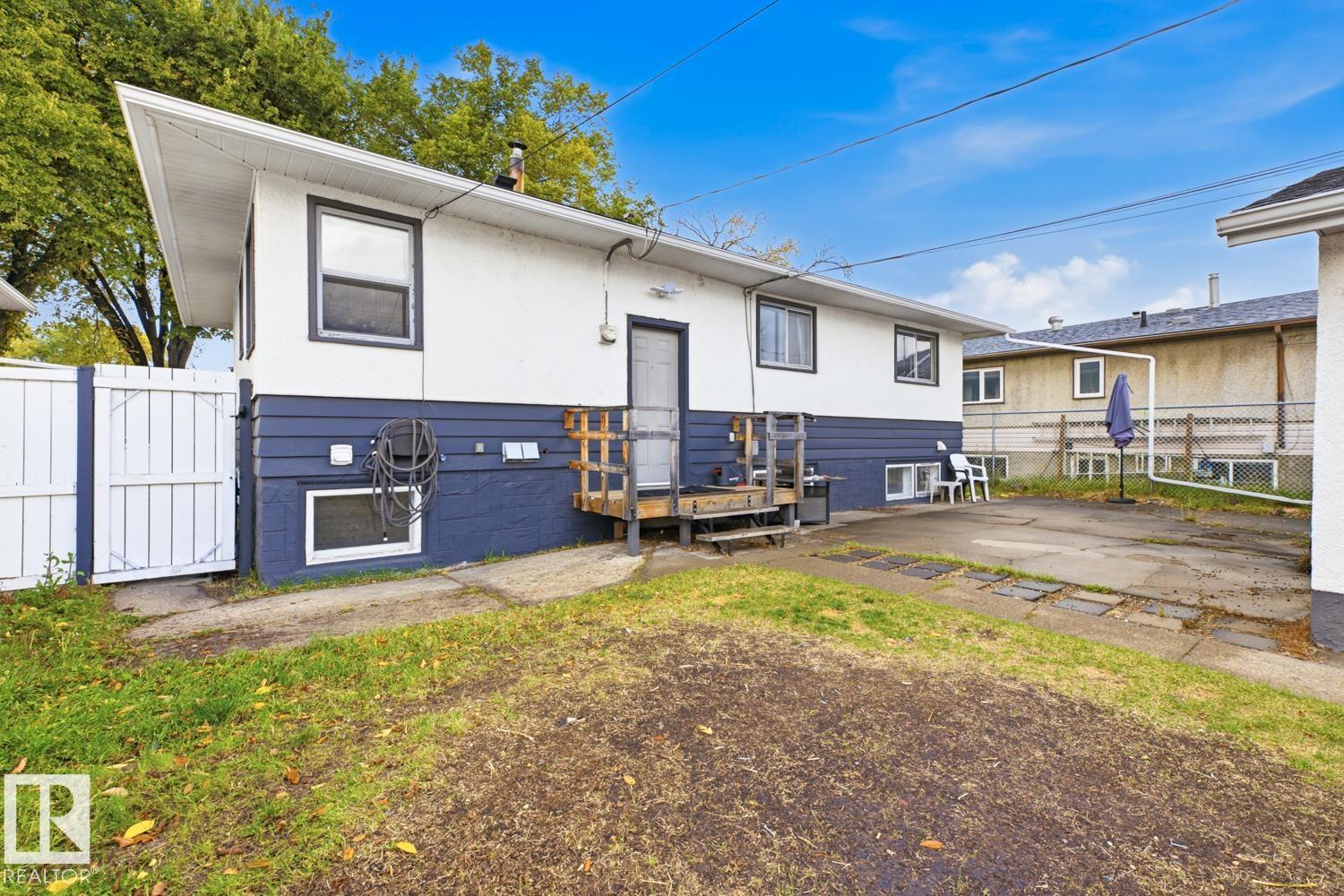 12235 51 ST NW