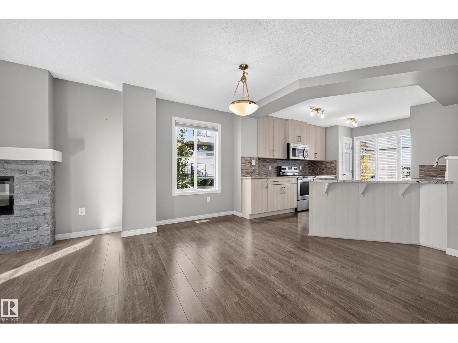 #81 2905 141 ST SW