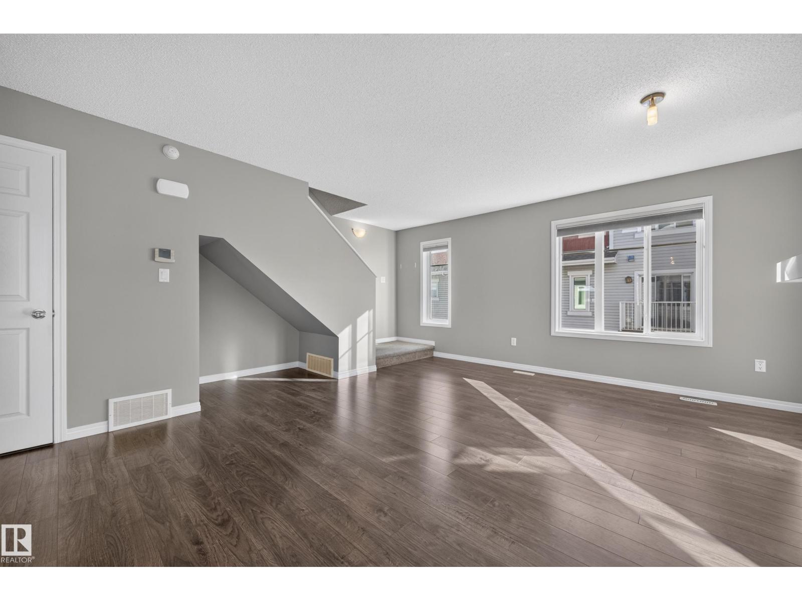 #81 2905 141 ST SW