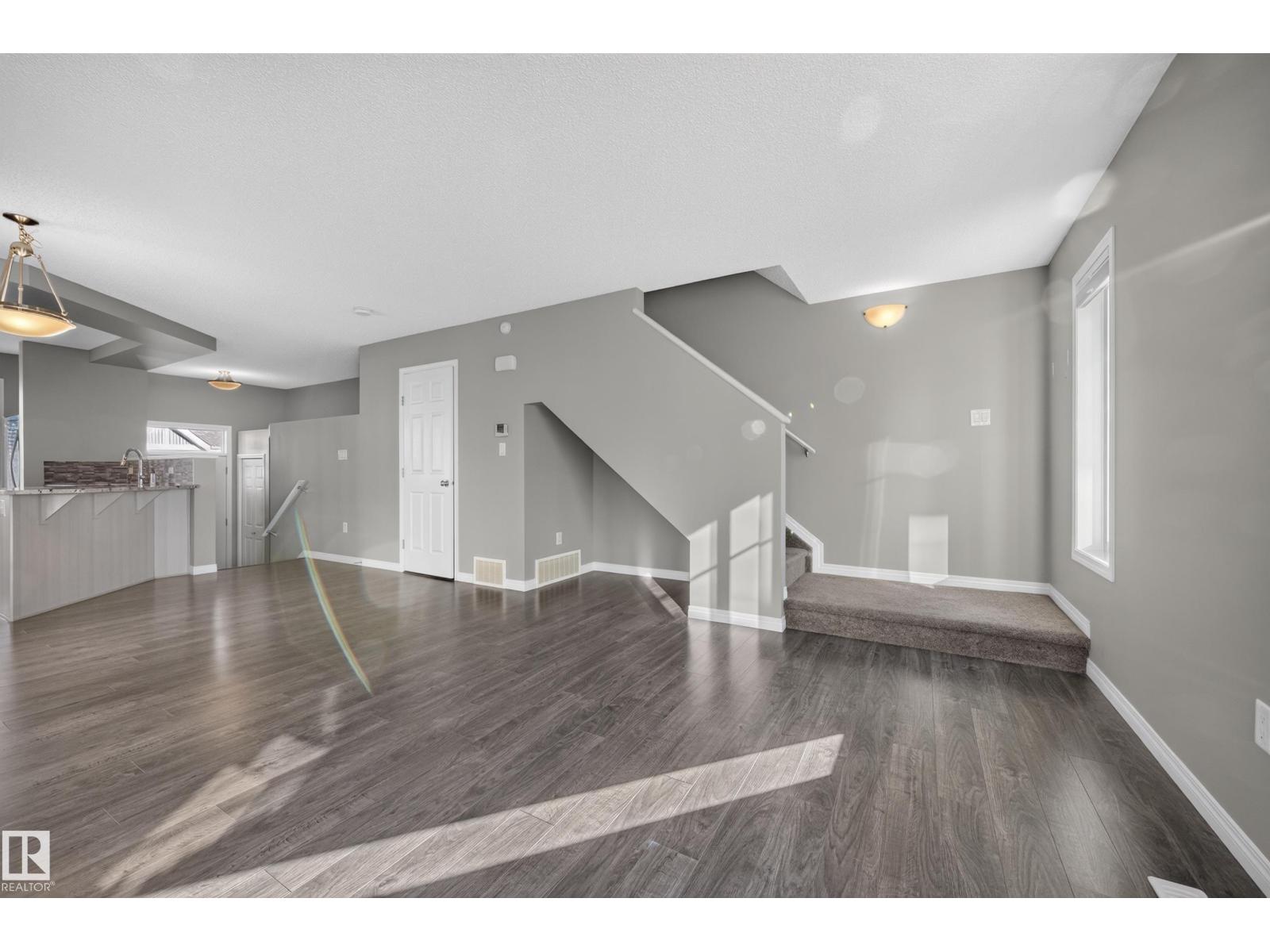 #81 2905 141 ST SW