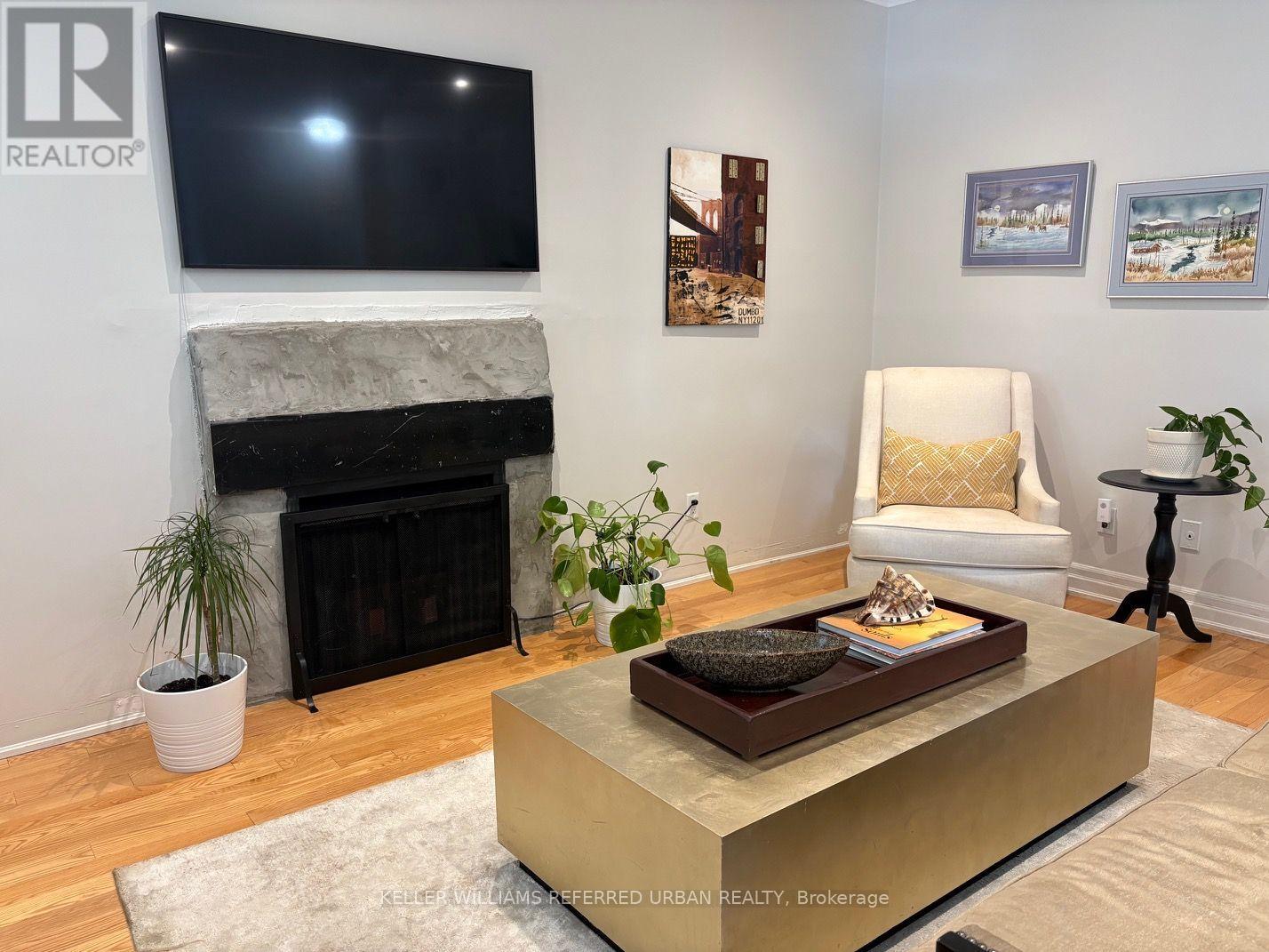 63 Oatlands Crescent, Richmond Hill, Ontario  L4C 9P2 - Photo 13 - N14082056