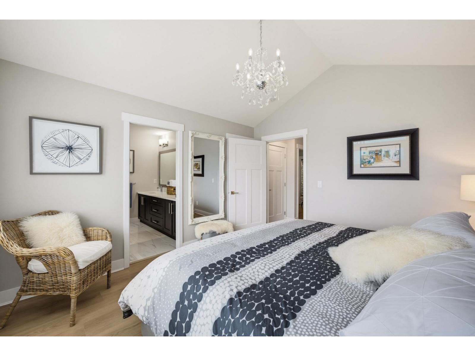 2111 165b Street, Surrey, British Columbia  V3Z 0V6 - Photo 25 - R3170454