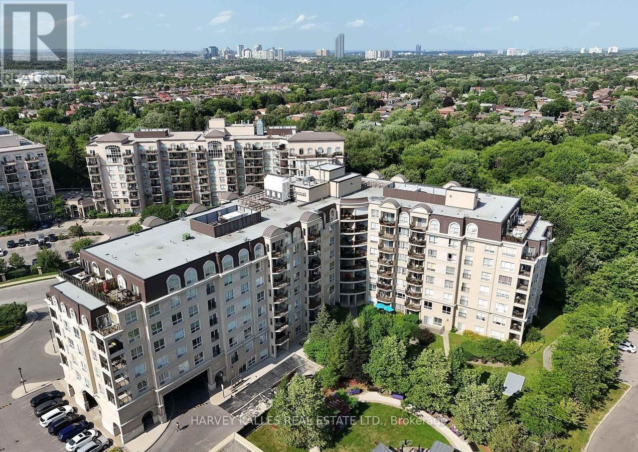 704 - 1 MAISON PARC COURT, Vaughan, Ontario