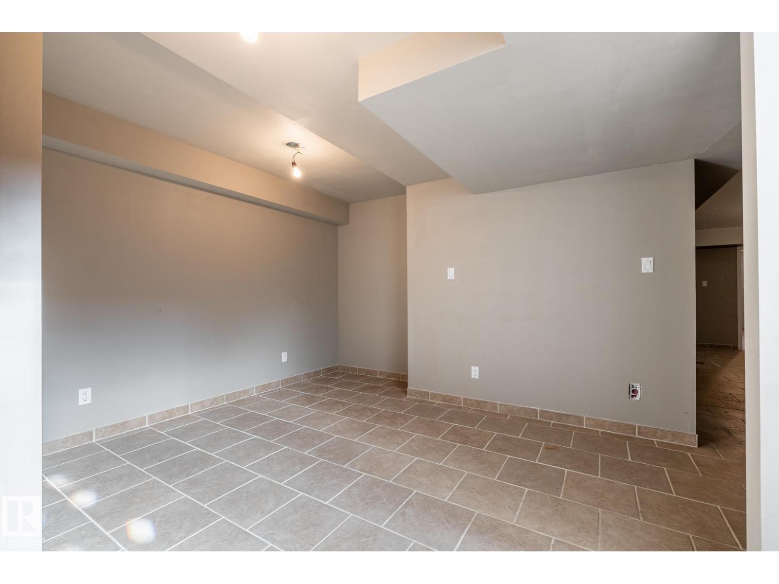 #8 55220 Range Road 13