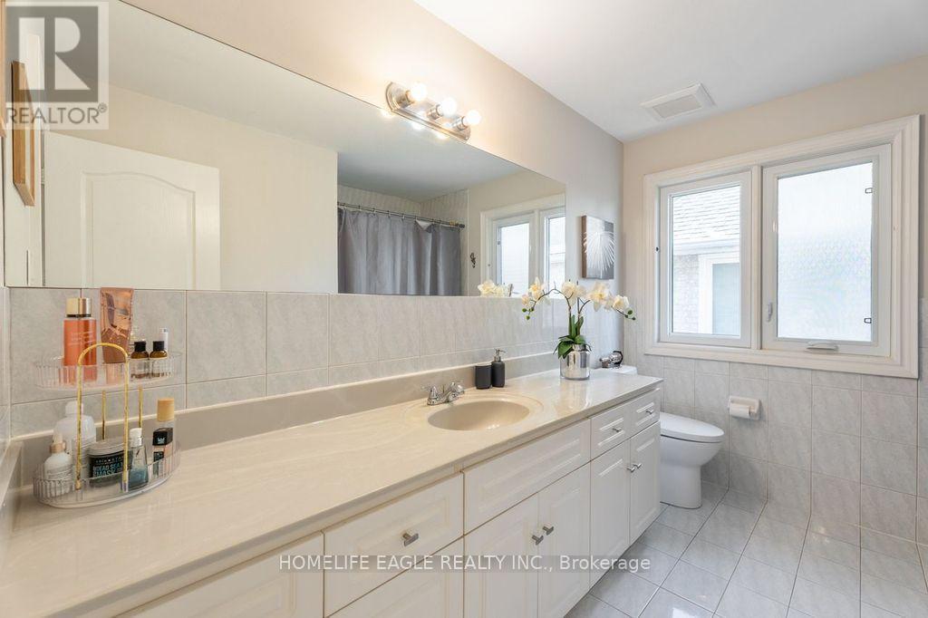 118 May Avenue, Richmond Hill, Ontario  L4C 3S6 - Photo 23 - N14082096