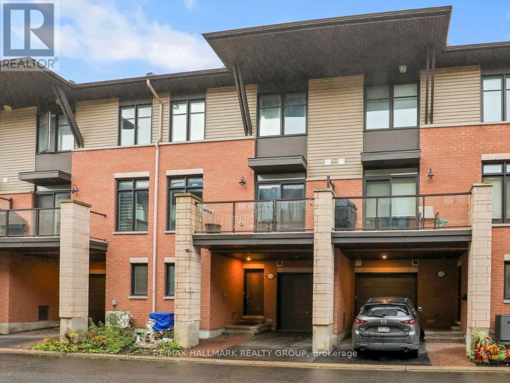 604 CHAPERAL PRIVATE, Ottawa, Ontario