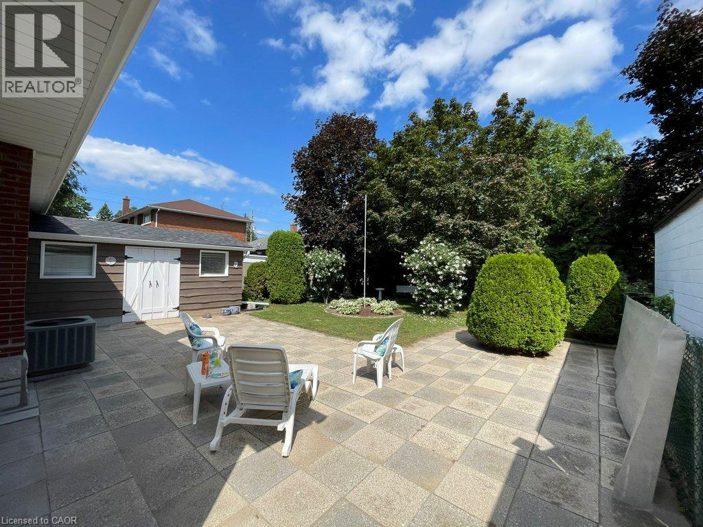 88 Bond Street, Kitchener, Ontario  N2H 4S5 - Photo 3 - 40868907