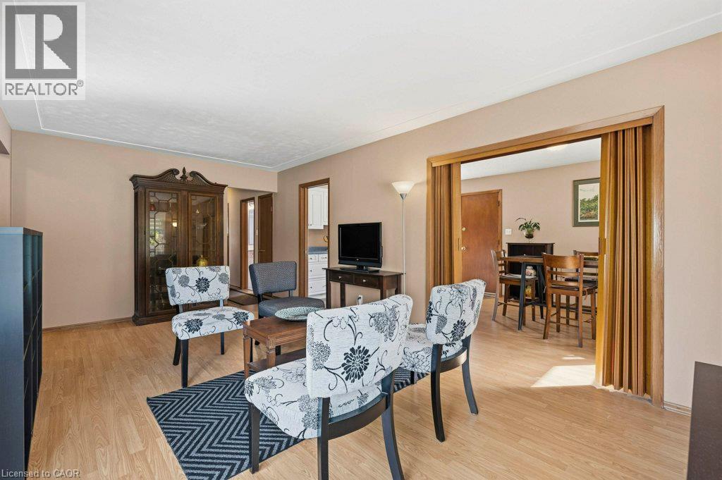 88 Bond Street, Kitchener, Ontario  N2H 4S5 - Photo 12 - 40868907