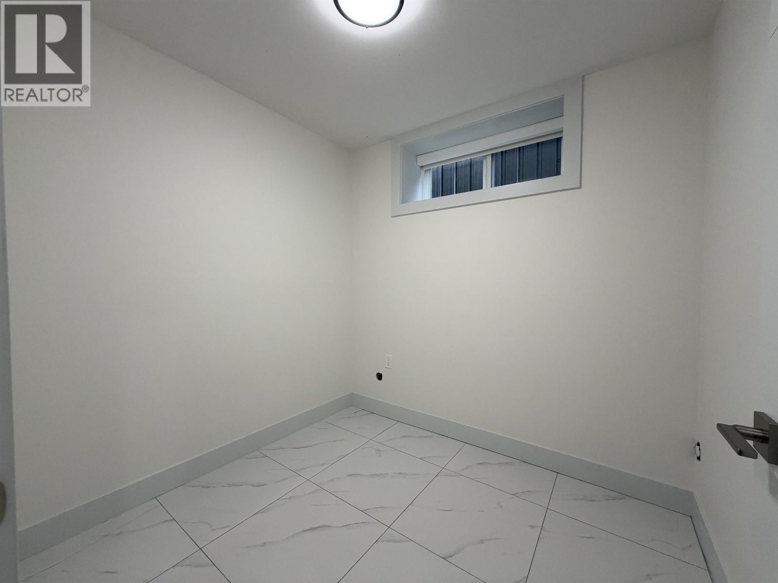 1052 E 50th Avenue, Vancouver, British Columbia  V5X 1B8 - Photo 3 - R3175509