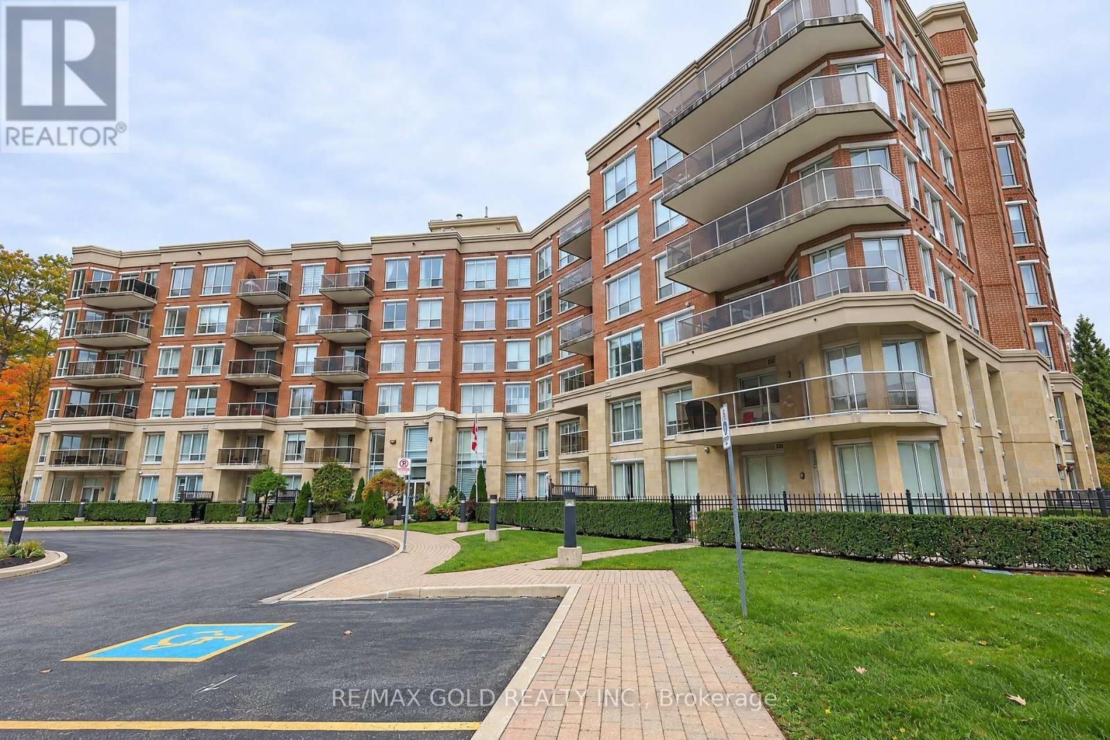 203 - 483 Faith Drive, Mississauga, Ontario  L5R 0A1 - Photo 4 - W14081936