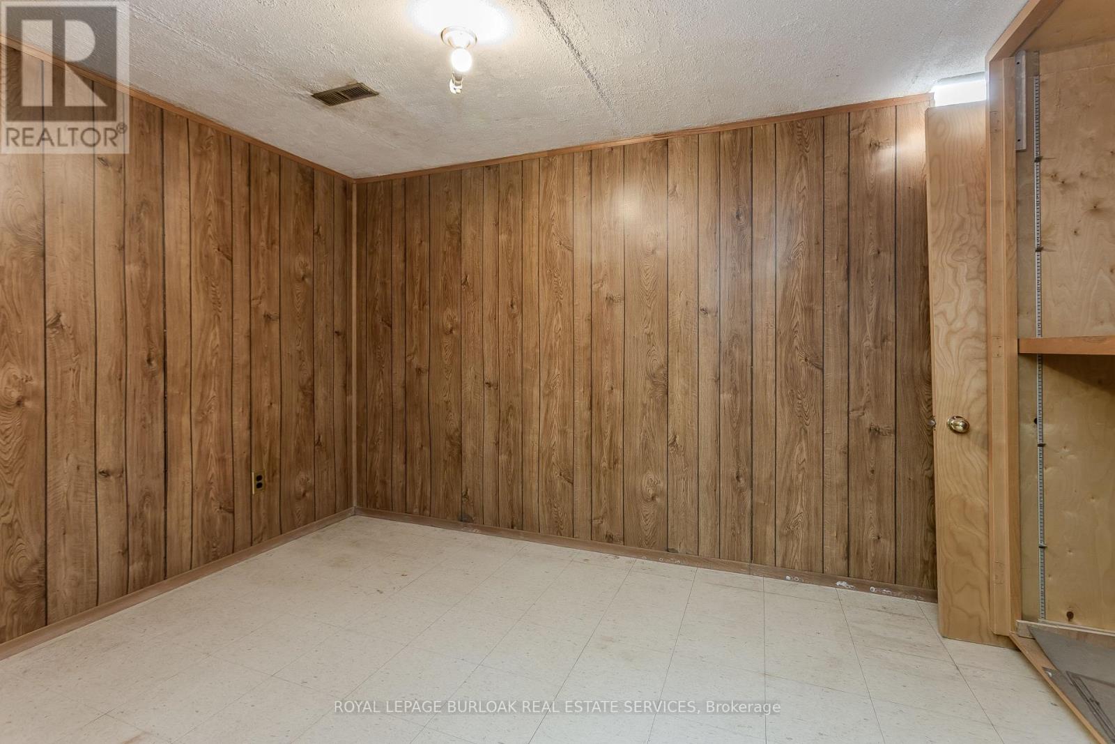 3196 Centennial Drive, Burlington, Ontario  L7M 1C2 - Photo 36 - W14082046