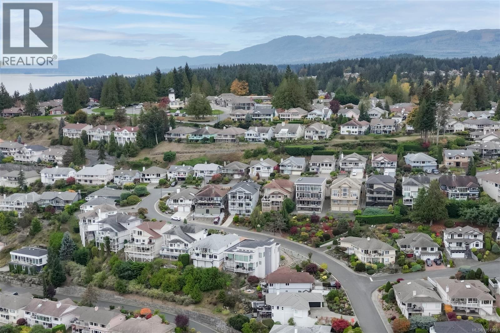 543 Marine View