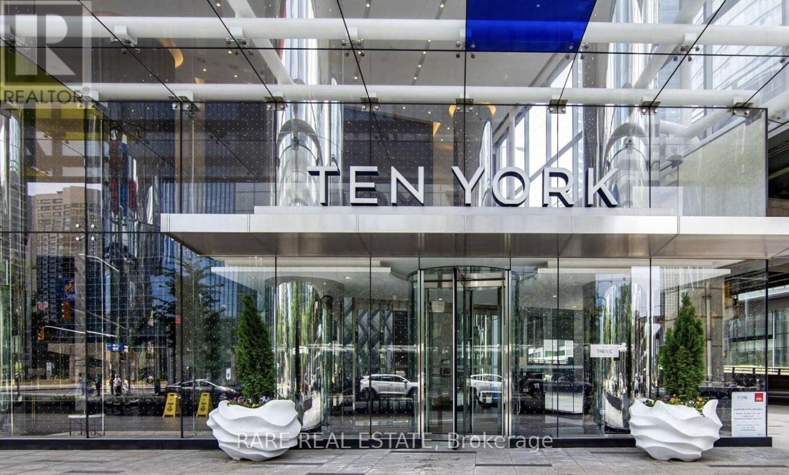 2802 - 10 YORK STREET, Toronto, Ontario