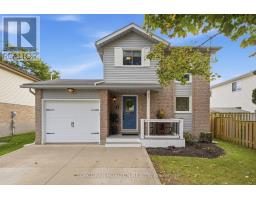 11 SANDALWOOD DRIVE, Cambridge, Ontario