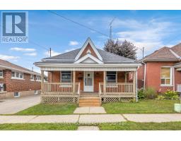 49 MINTERN AVENUE, Brantford, Ontario