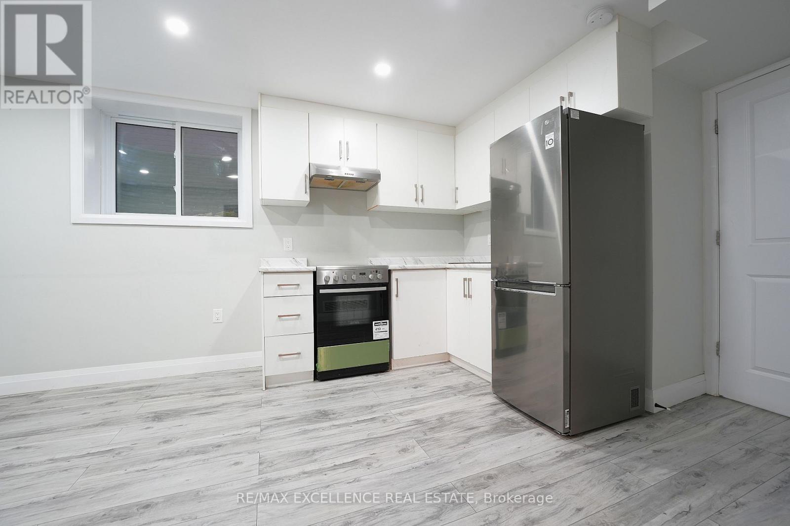 18 Weir Crescent, St. Thomas, Ontario  N5R 0L7 - Photo 21 - X14082114