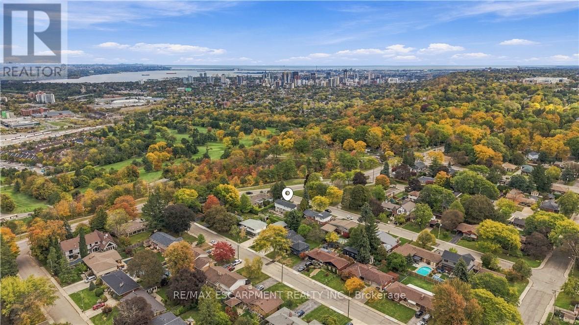 24 West 32nd Street, Hamilton, Ontario  L9C 5G6 - Photo 5 - X14082124