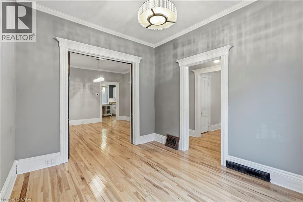 198 Duke Street, Hamilton, Ontario  L8P 1Y2 - Photo 2 - 40871193