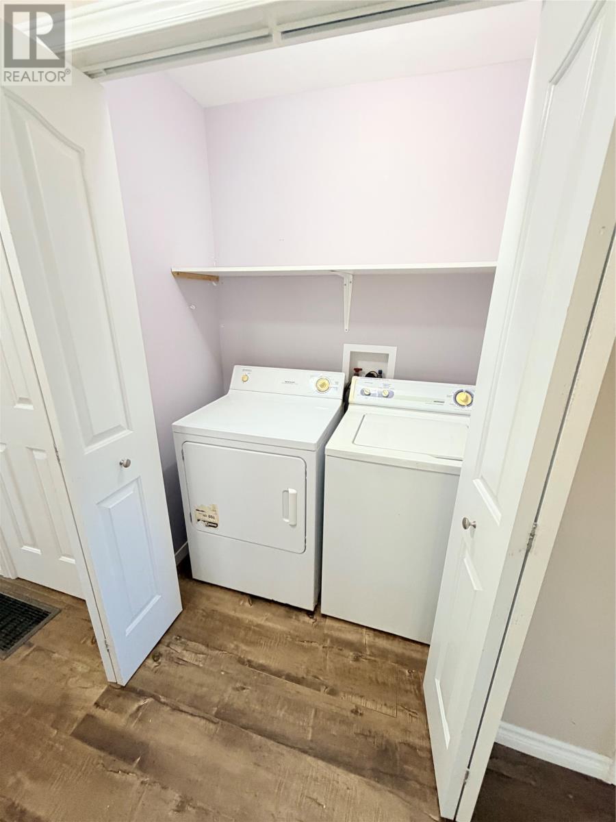 4 Fifth Avenue, Deer Lake — photo 14