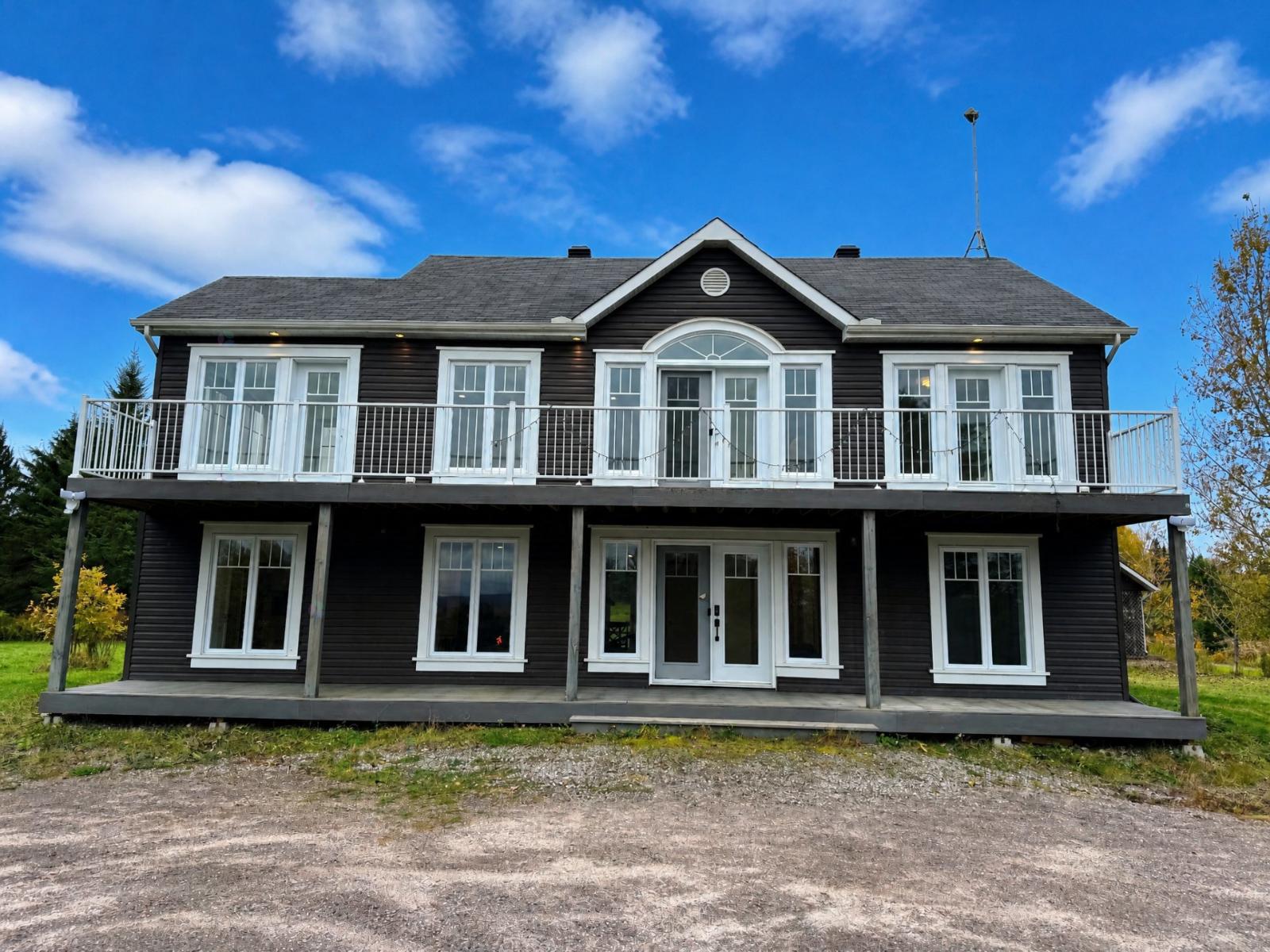273 Ch. des Cyr L'Ascension Quebec Canada J0T1W0 3