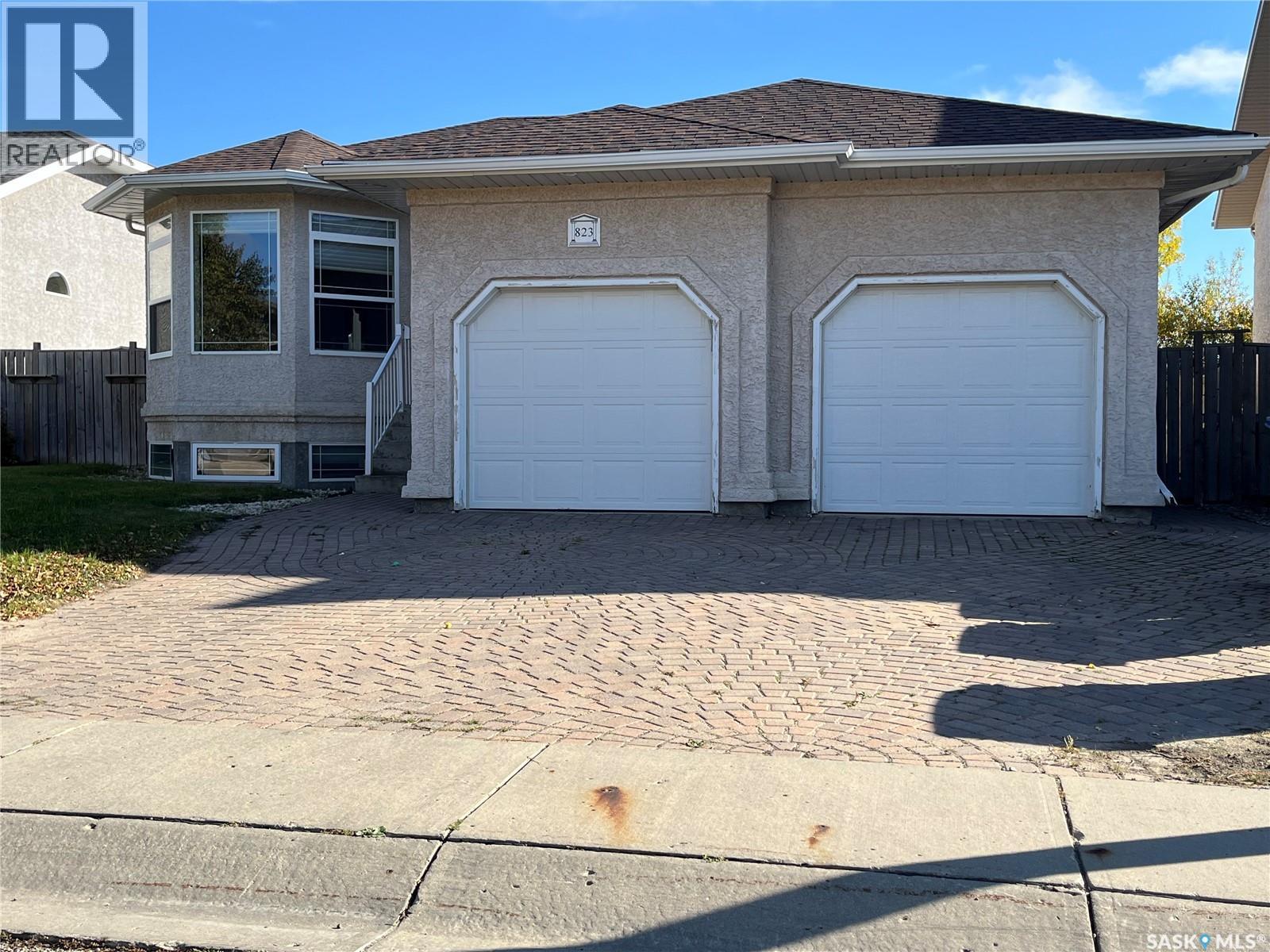 823 Beechmont Lane, Saskatoon, Saskatchewan  S7V 1C8 - Photo 2 - SK051024