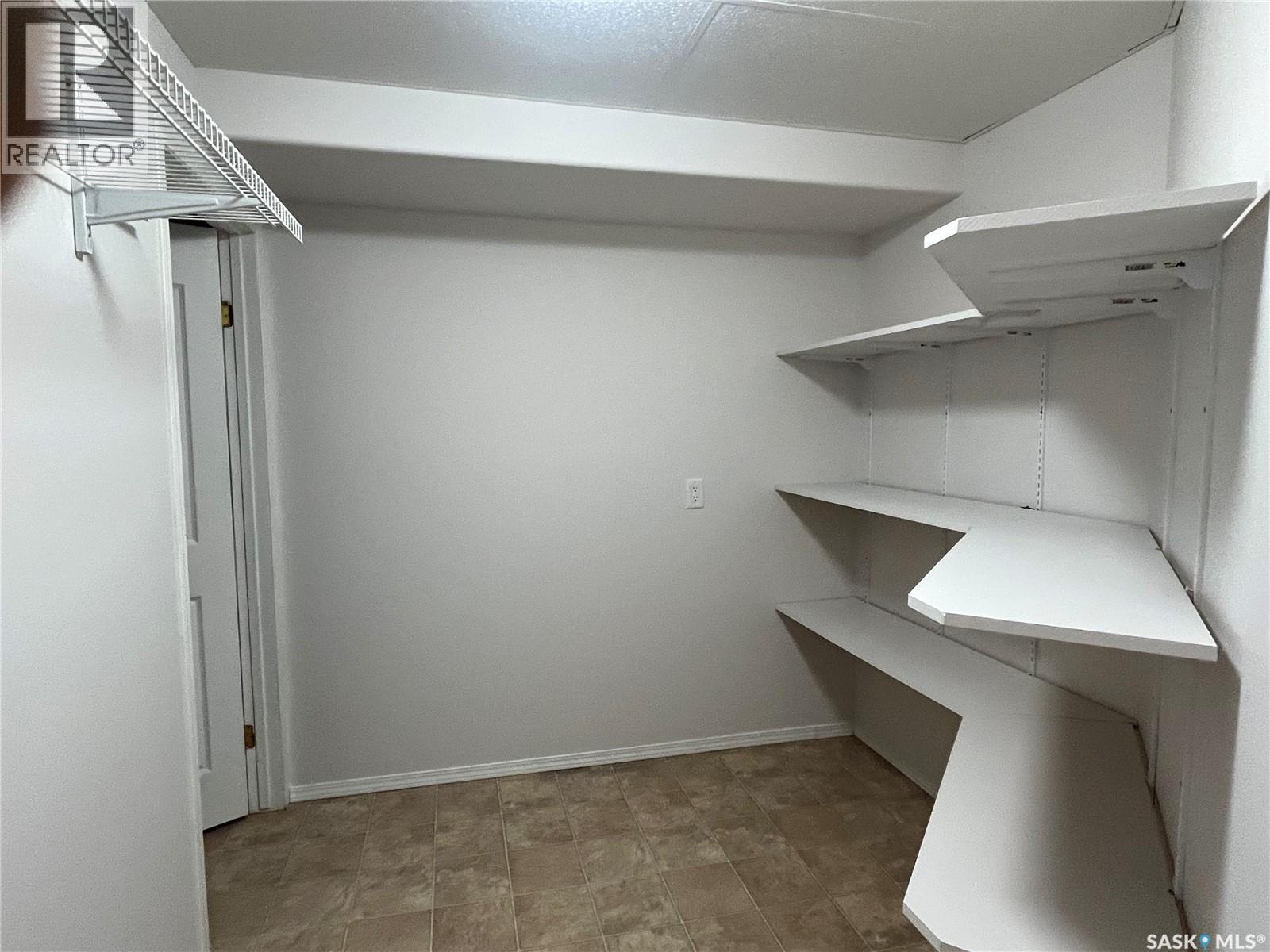 823 Beechmont Lane, Saskatoon, Saskatchewan  S7V 1C8 - Photo 48 - SK051024