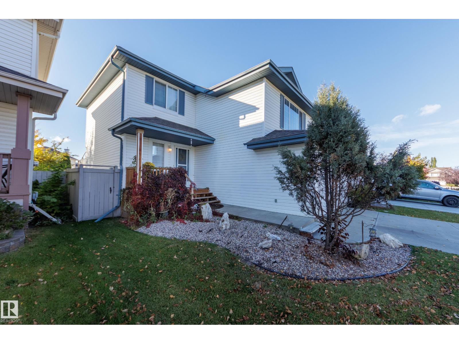 553 GLENWRIGHT CR NW