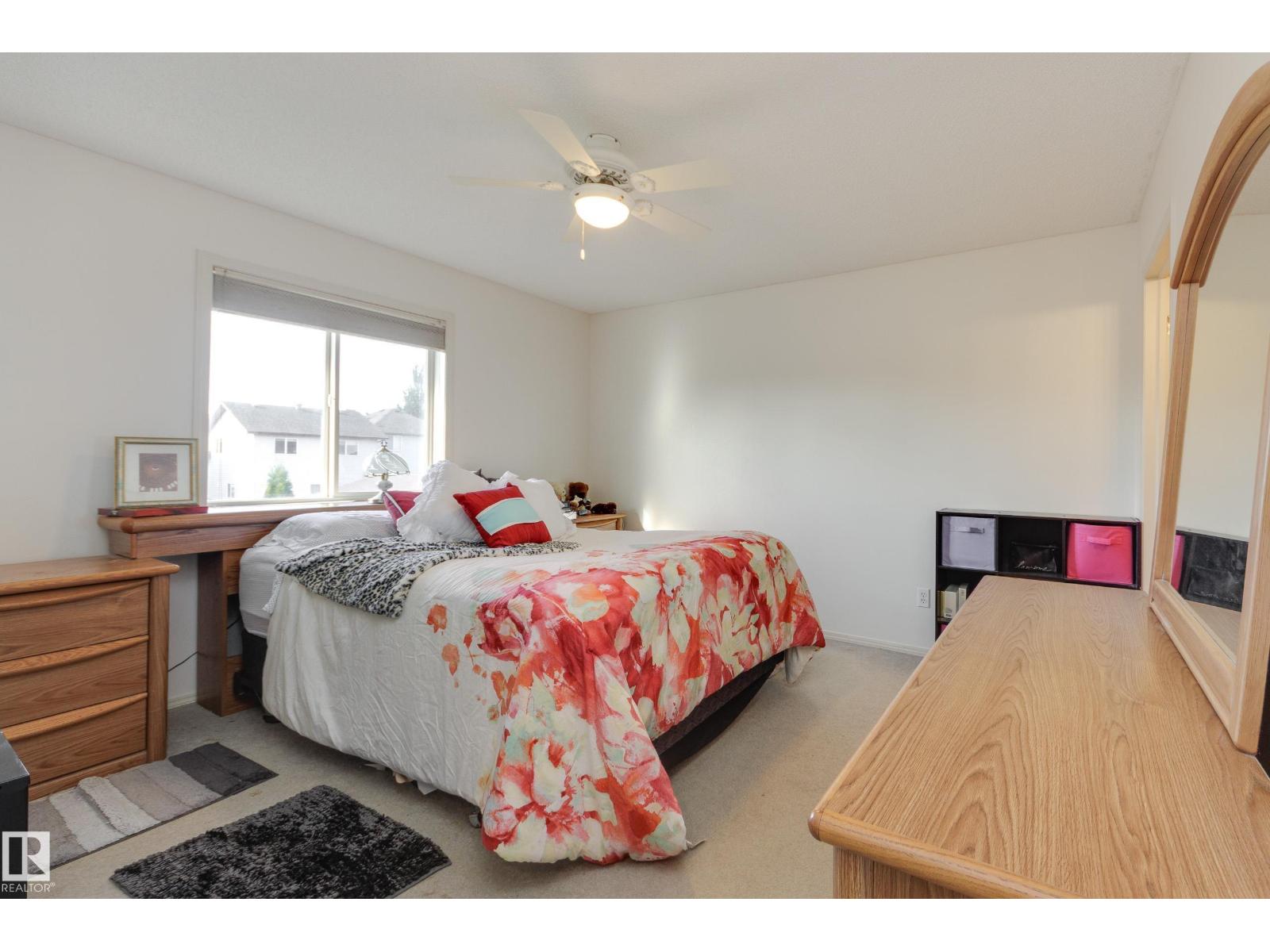 553 GLENWRIGHT CR NW