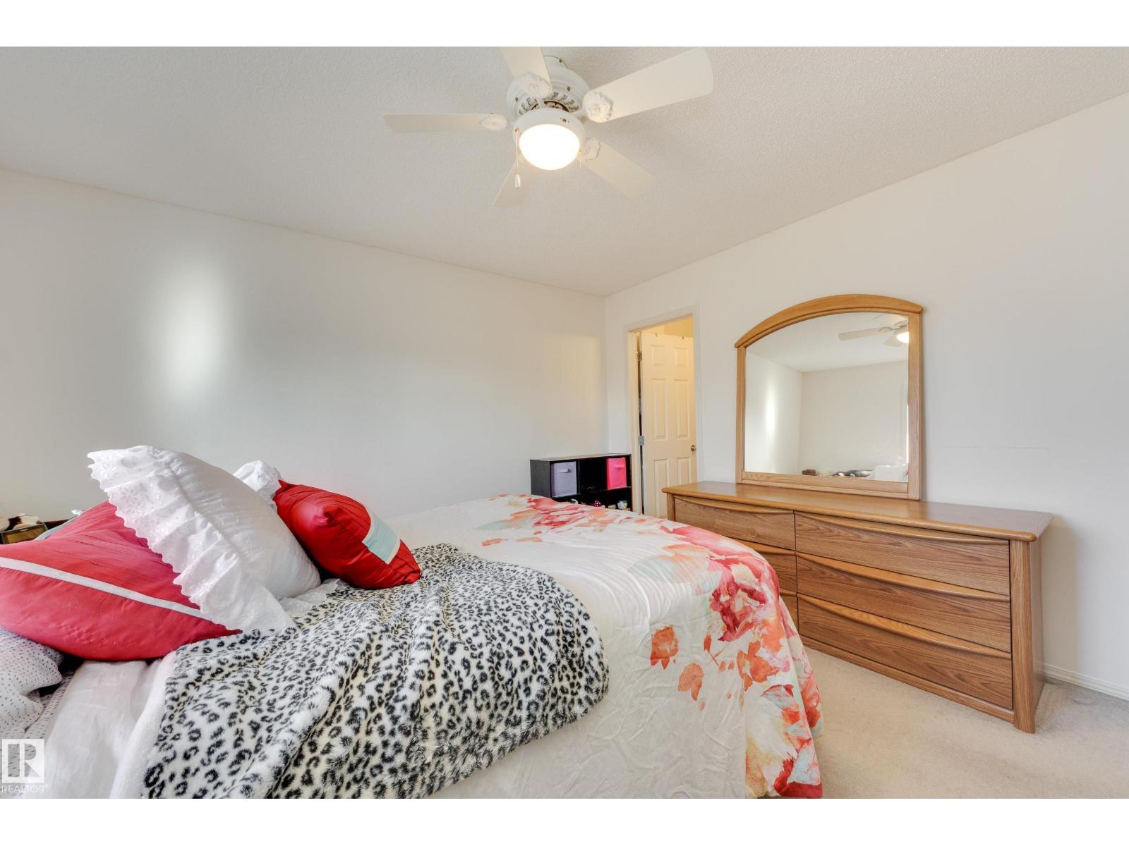 553 GLENWRIGHT CR NW