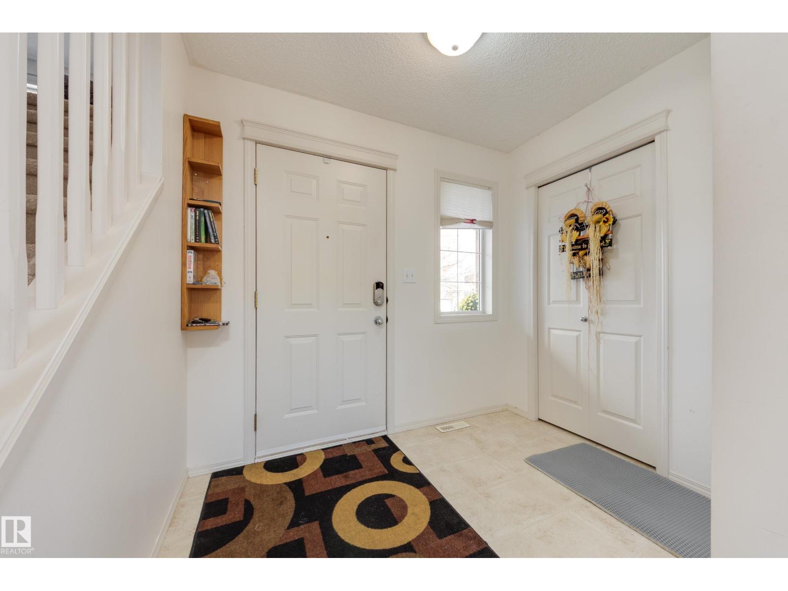 553 GLENWRIGHT CR NW