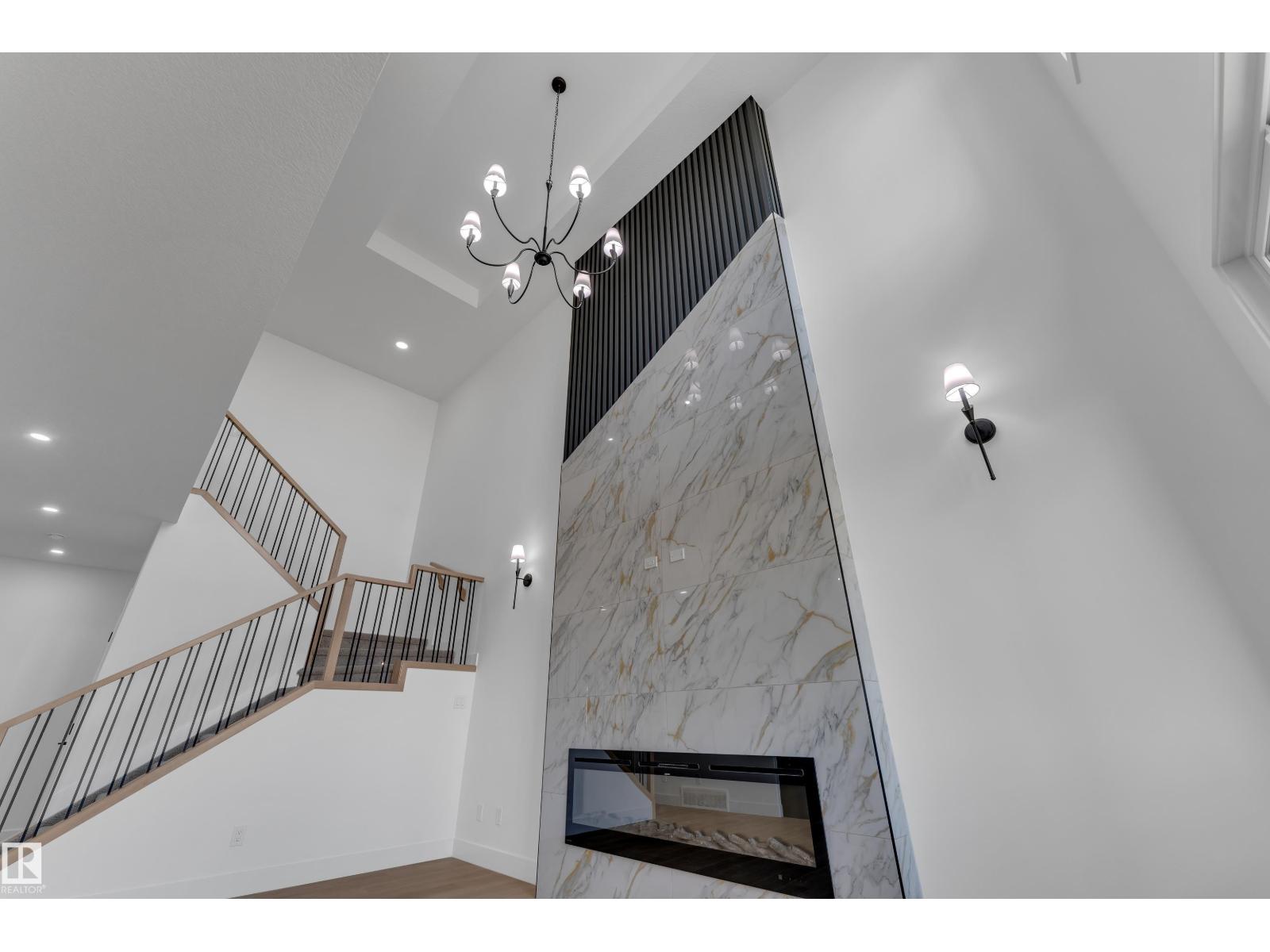 790 Bank DR
