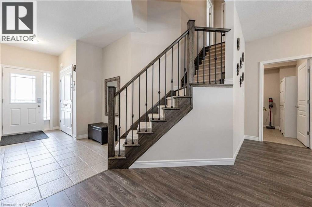 243 Greenwater Place Unit# Upper, Kitchener, Ontario  N2R 0H1 - Photo 3 - 40871607