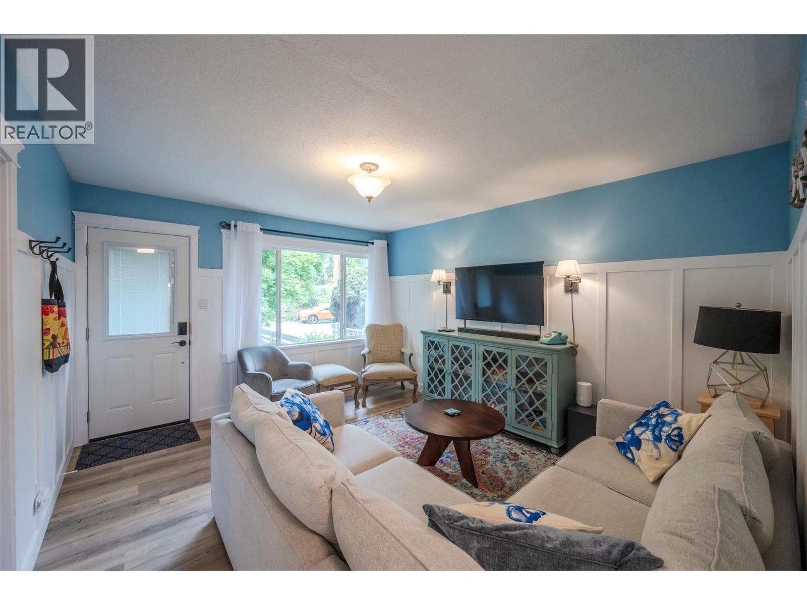 725 Ritchie Avenue, Naramata, British Columbia  V0H 1N0 - Photo 4 - 10403618
