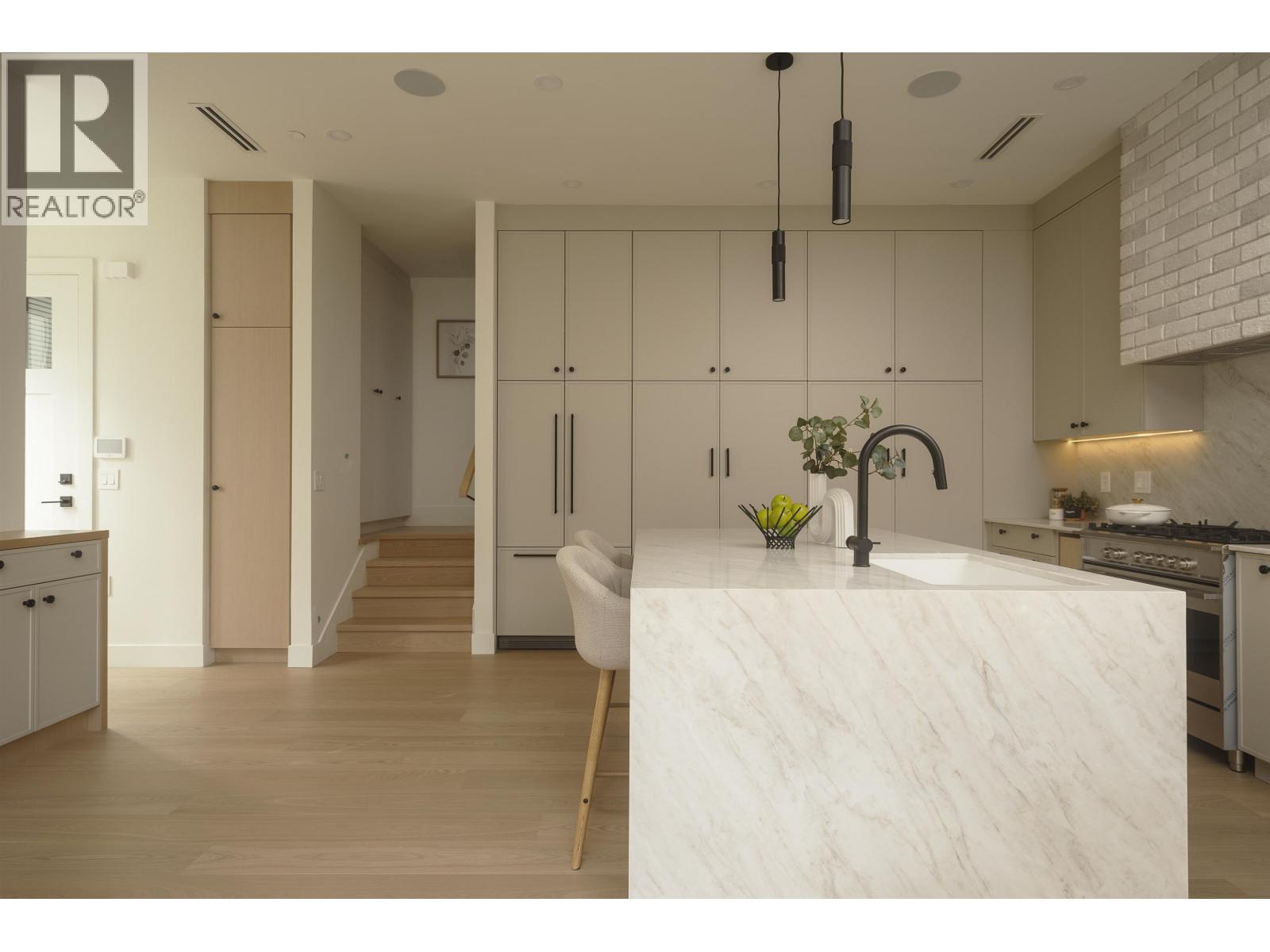 2 1376 E 11th Avenue, Vancouver, British Columbia  V5N 1Y5 - Photo 10 - R3175654