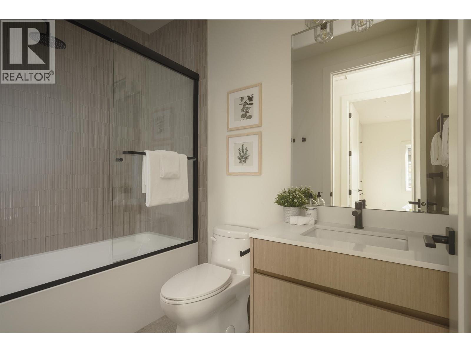 2 1376 E 11th Avenue, Vancouver, British Columbia  V5N 1Y5 - Photo 16 - R3175654