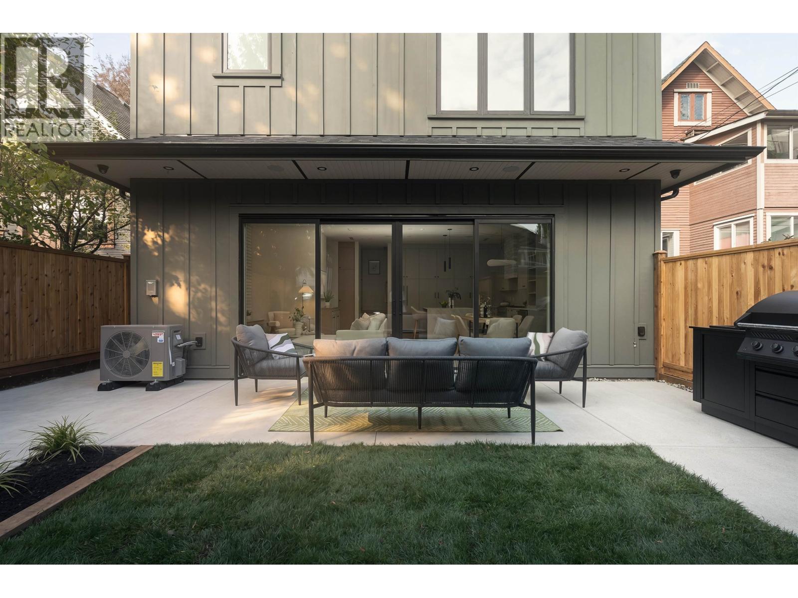 2 1376 E 11th Avenue, Vancouver, British Columbia  V5N 1Y5 - Photo 25 - R3175654