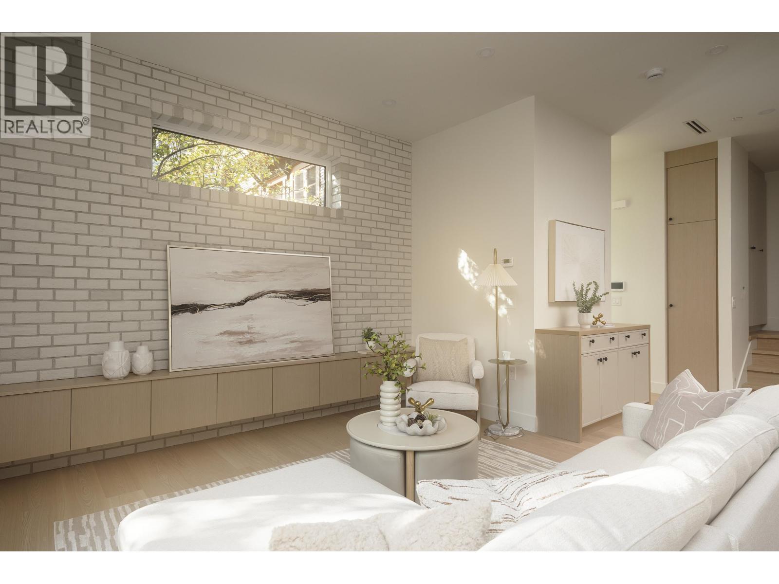 2 1376 E 11th Avenue, Vancouver, British Columbia  V5N 1Y5 - Photo 4 - R3175654