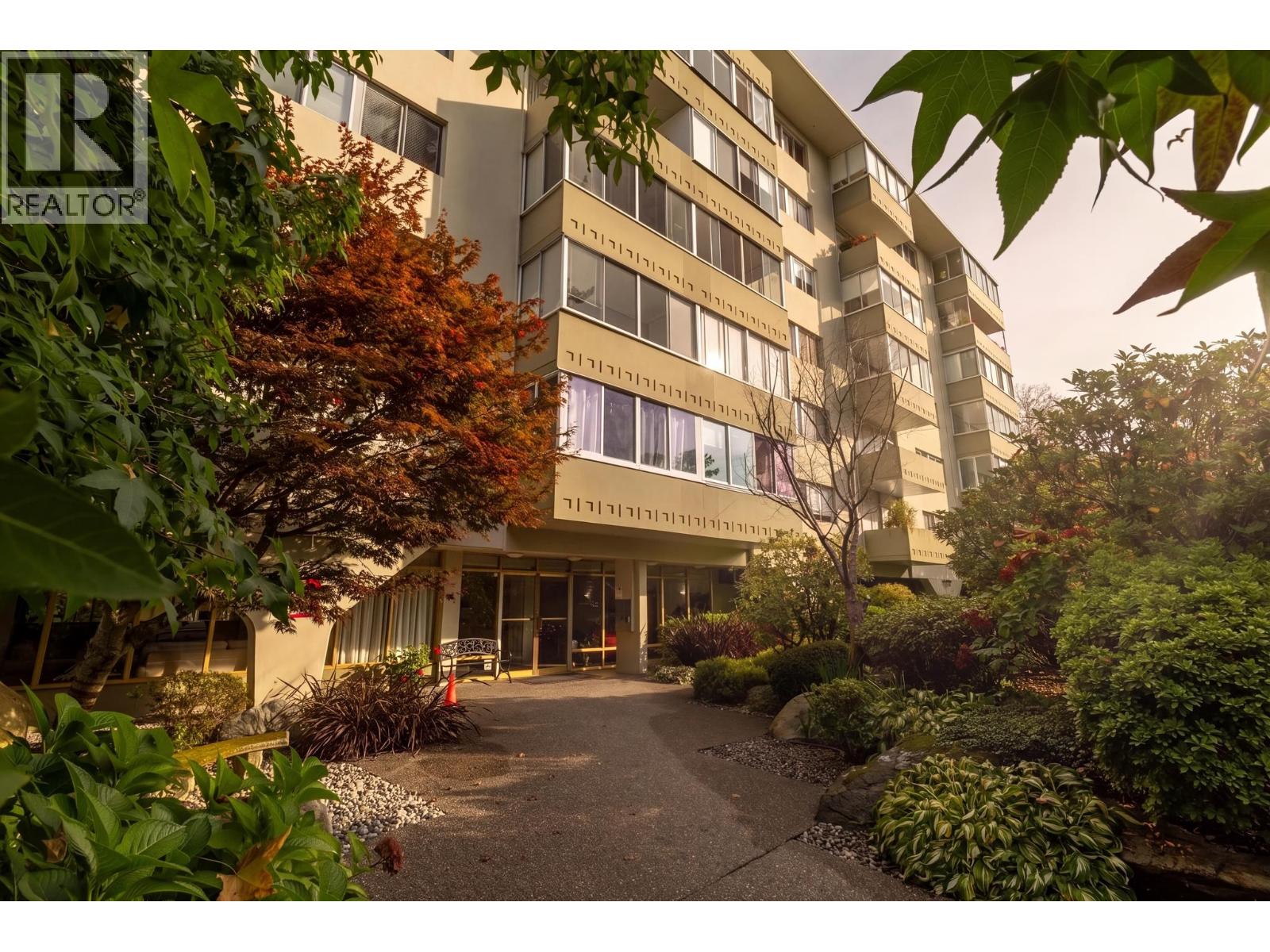 701 1425 Esquimalt Avenue, West Vancouver, British Columbia  V7T 1L1 - Photo 32 - R3175659